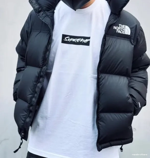M and White 24SS S Futura Tee Black Box XL Logo L 0923